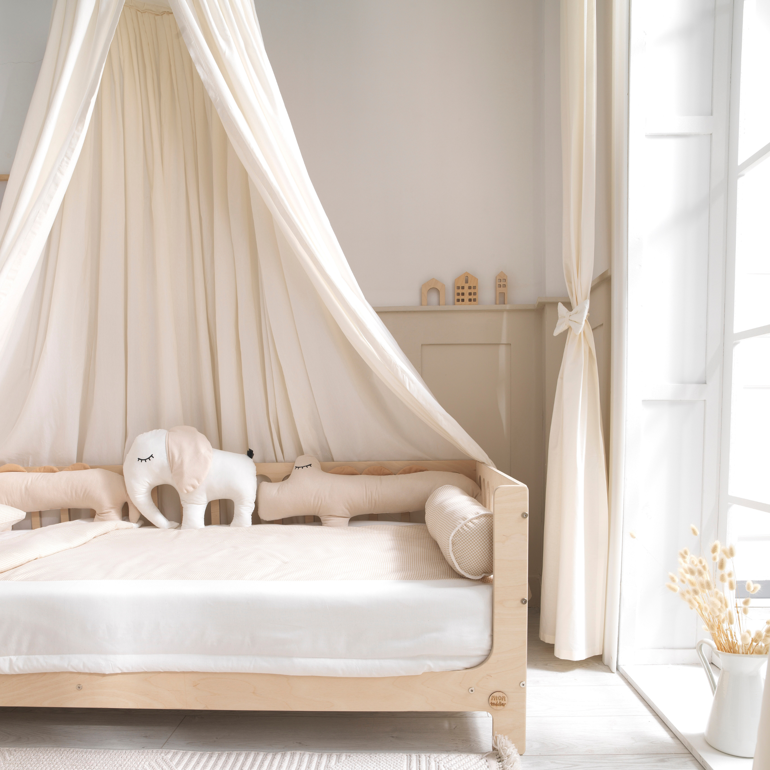 White Montessori Bedding Canopy and Sleep Set - Montoddler