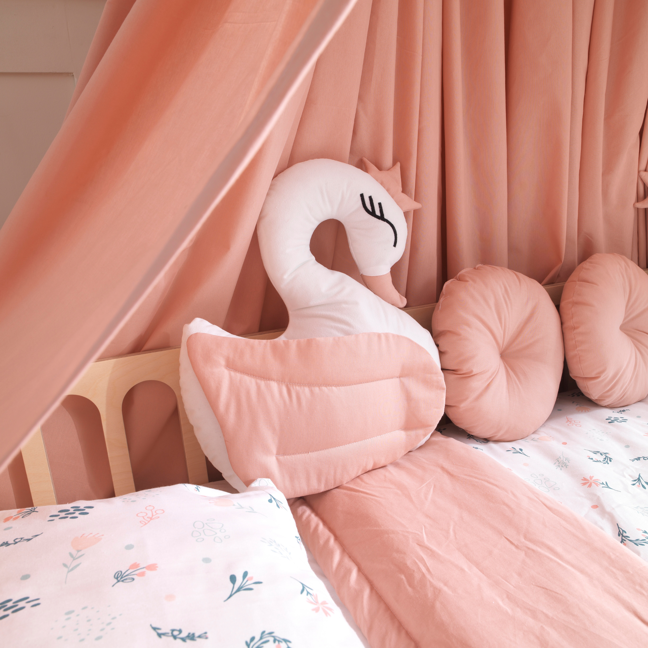 Pink Montessori Bedding Canopy and Sleep Set - Montoddler