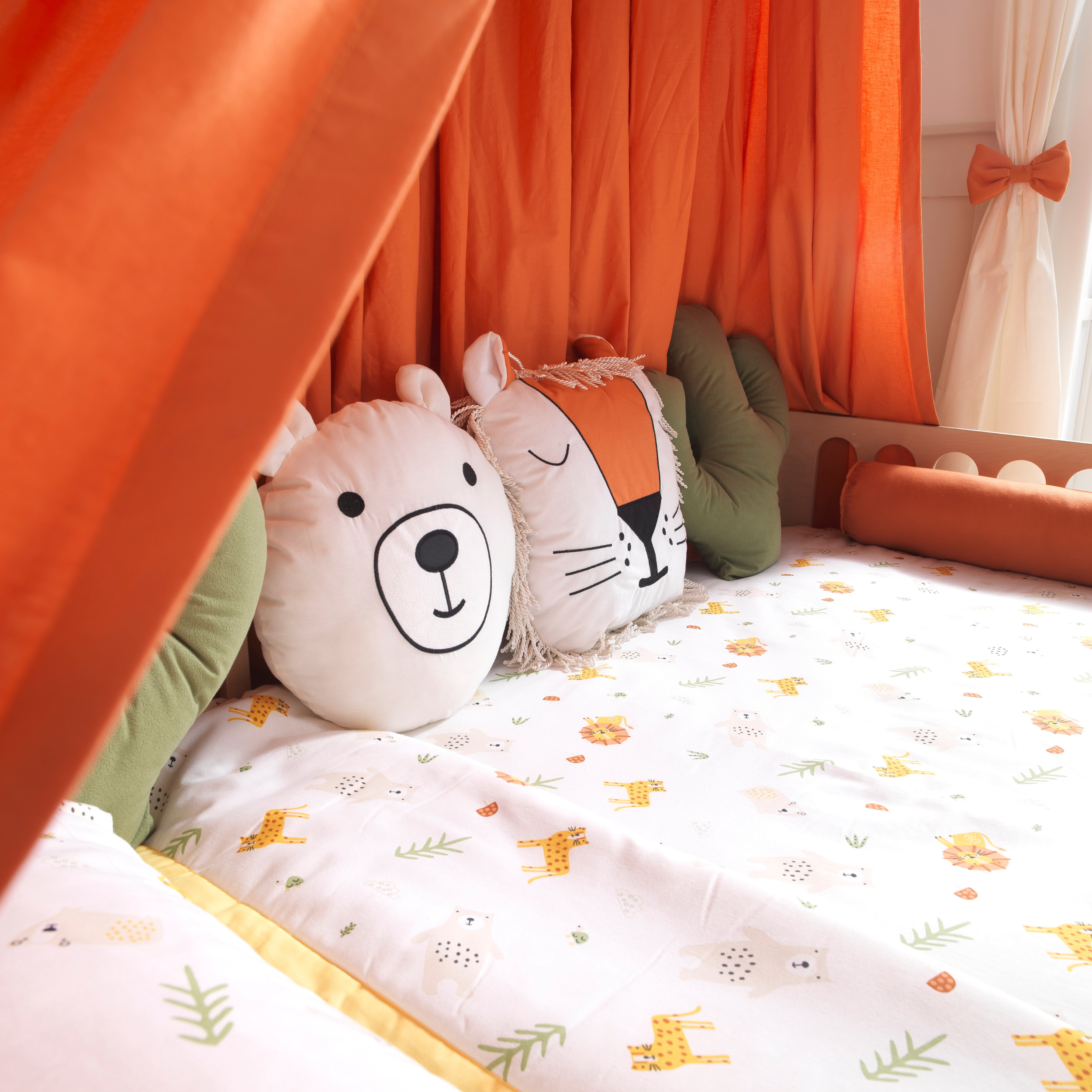 Orange Montessori Bedding Canopy and Sleep Set - Montoddler