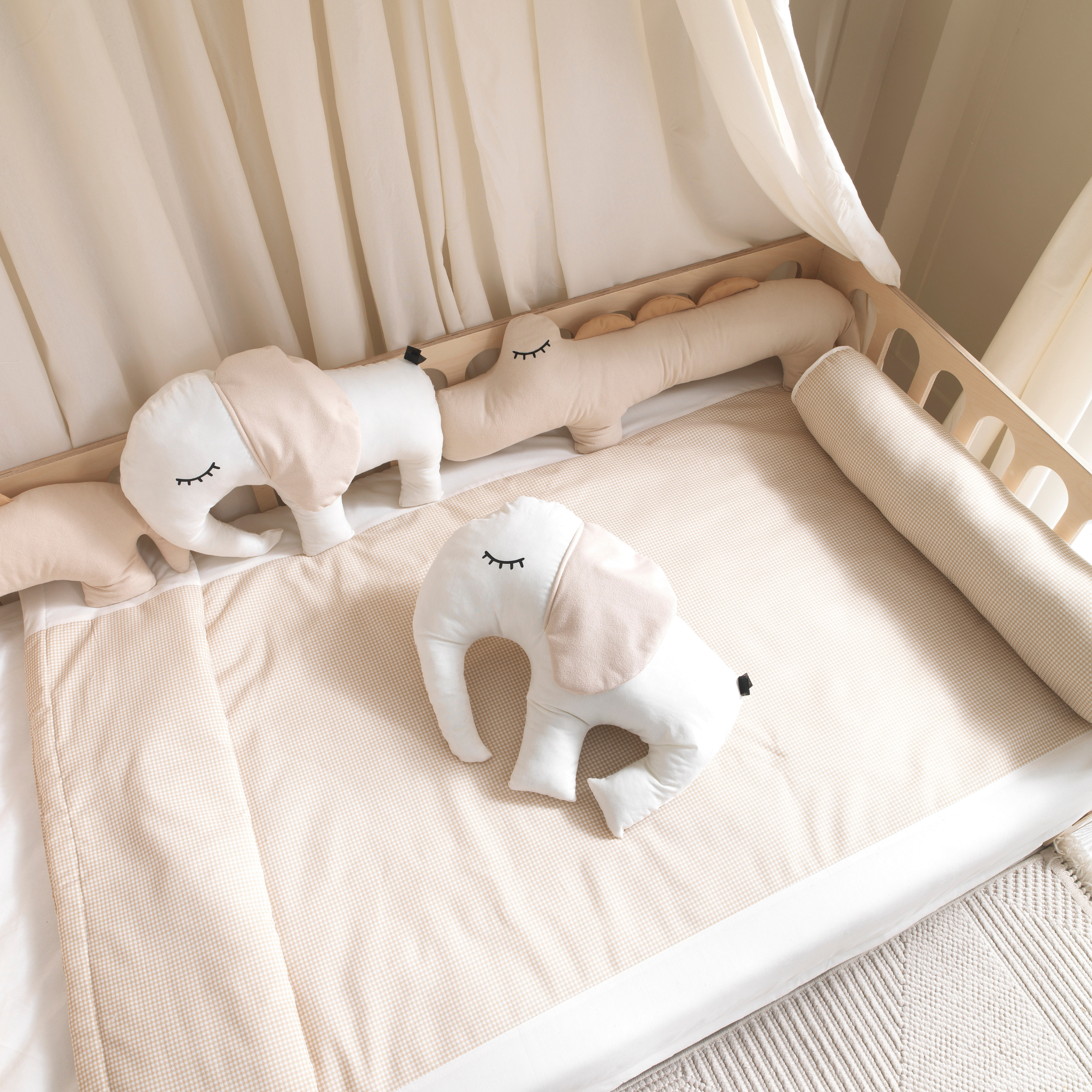 White Montessori Bedding Canopy and Sleep Set - Montoddler 