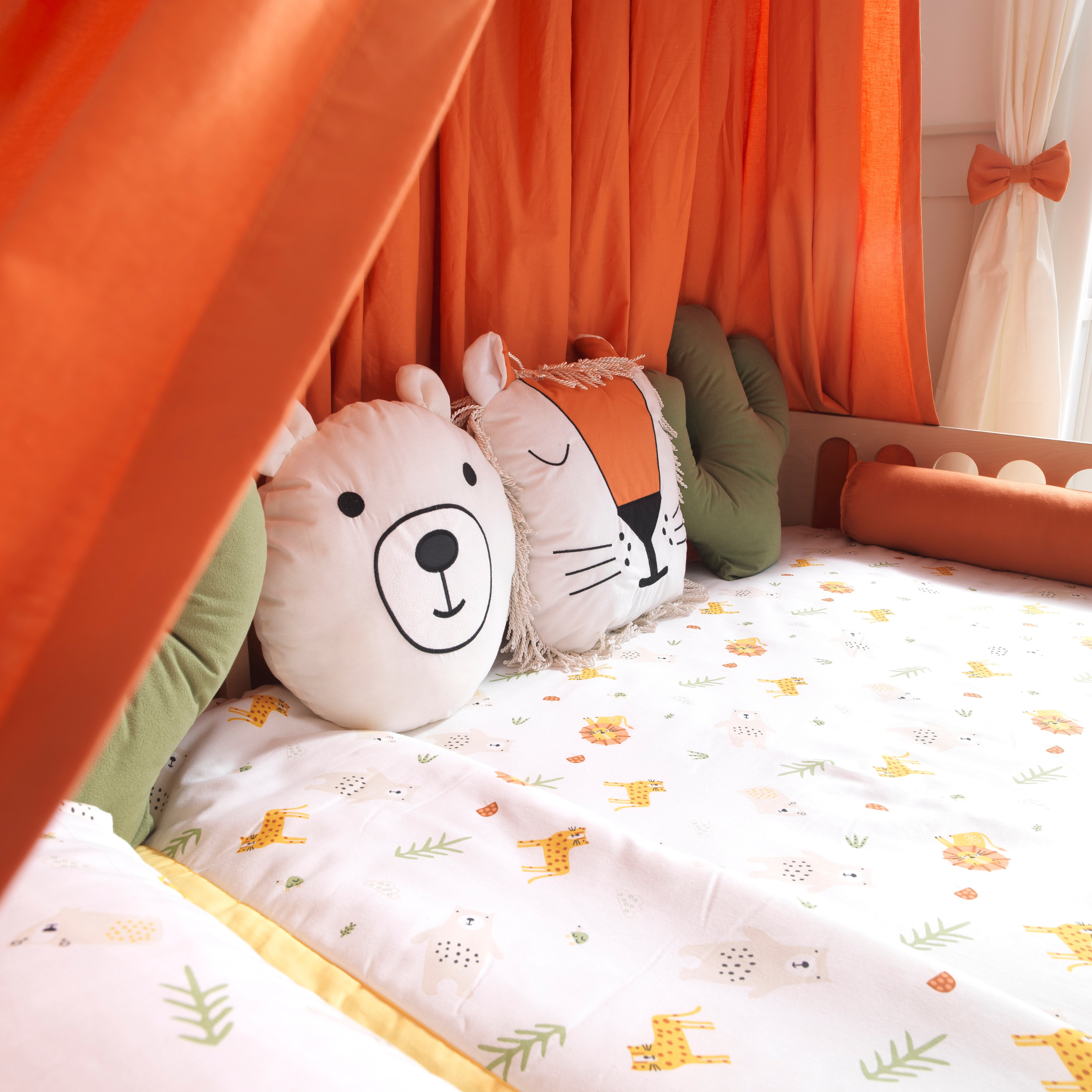 Orange Montessori Bedding Canopy and Sleep Set - Montoddler 